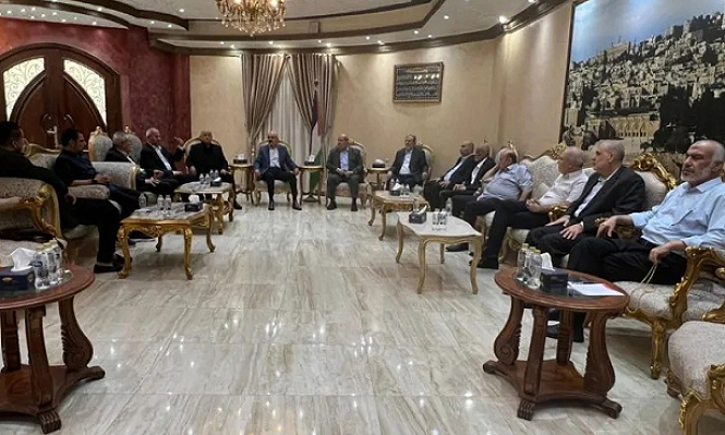 وفد من حماس إلى مصر لبحث تقريب وجهات النظر بين الفصائل