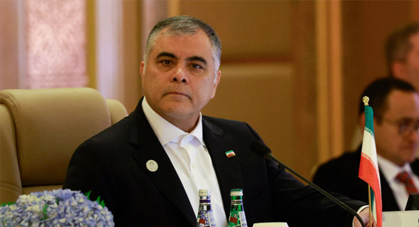 إعلام إيراني يفيد باستقالة وزير النفط دون أن يكشف السبب