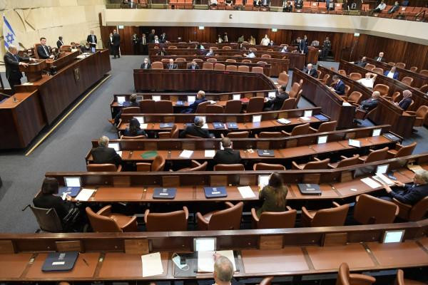 الاتفاق بين الائتلاف والمعارضة: حل الكنيست يوم الأربعاء