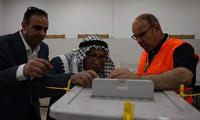 حماس: تأجيل الانتخابات خطوة في الاتجاه الصحيح يجب أن تقود إلى حوار وطني شامل وجاد