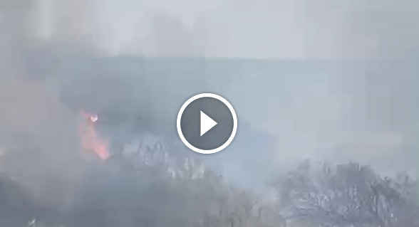 اندلاع حريق بمنطقة مفتوحة في جسر الزرقاء
