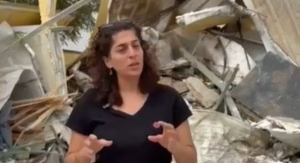 رولا داوود خلال زيارتها لقرية ضحيّة في النقب: لدينا القوّة والمسؤولية لإرسال بن غفير للبيت عن طريق التصويت في 27/10