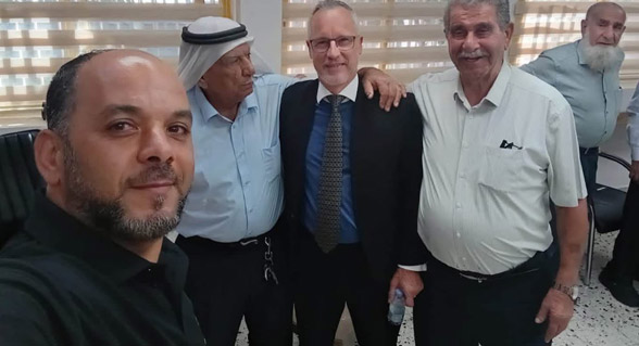 سفير سويسرا يحلّ ضيفًا على قرية المشهد