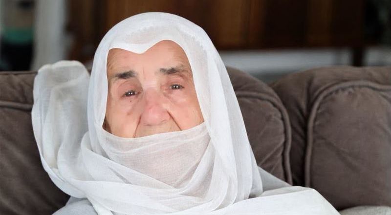 بكرا يعزي النائب اكرم حسون بوفاة والدته