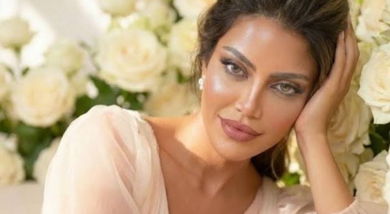 ريهام حجاج تطلق تحذيراً لمتابعيها من الانغماس في السوشيال ميديا
